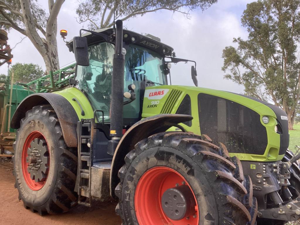 2024 CLAAS AXION 930 image 14