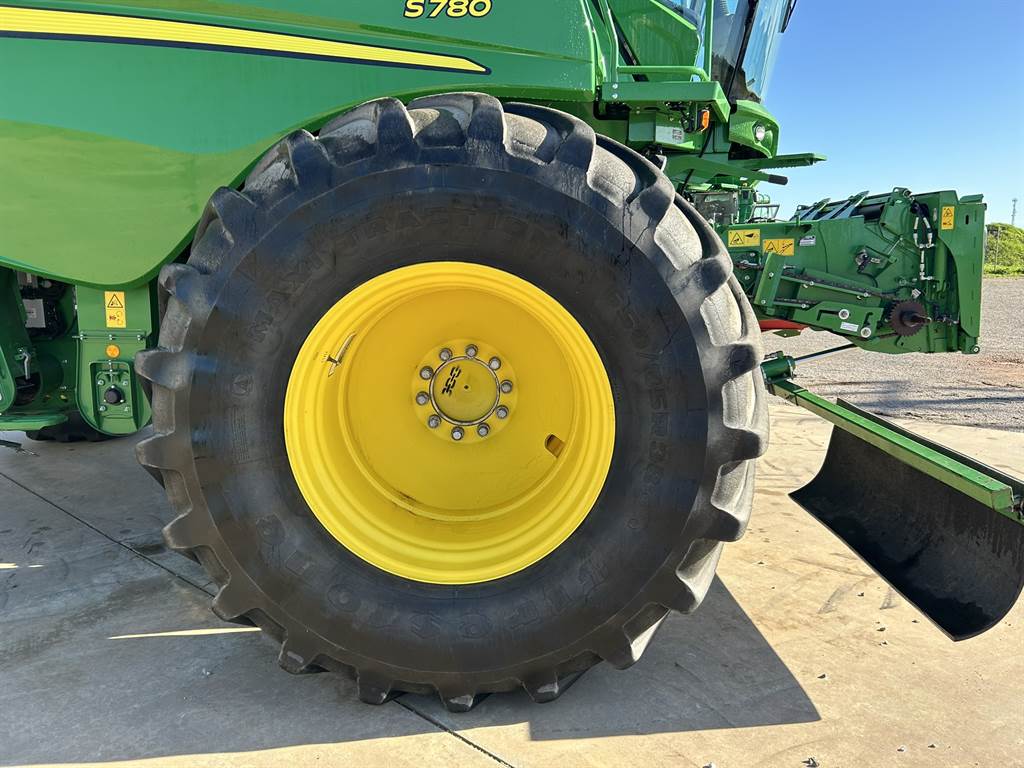 2021 John Deere S780