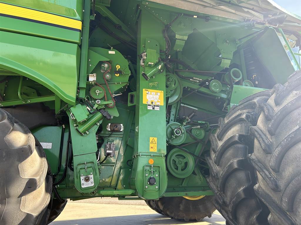 2021 John Deere S780