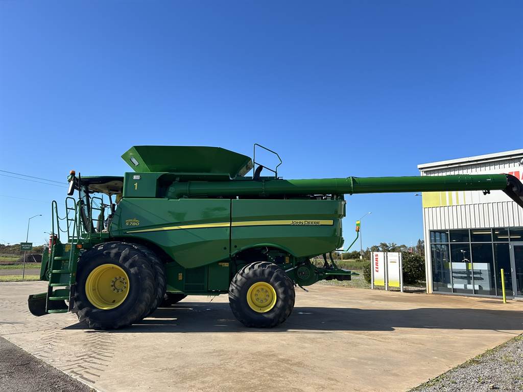 2021 John Deere S780