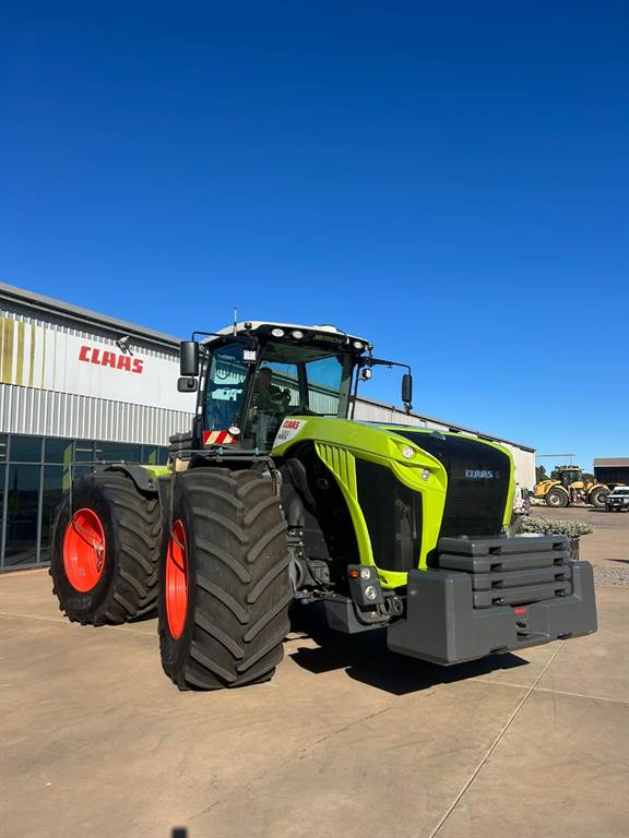 2022 CLAAS XERION 5000