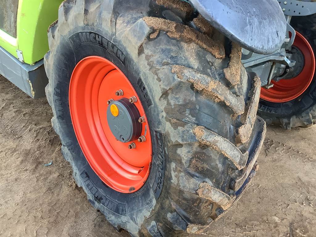 2018 CLAAS SCORPION 7035 image 9
