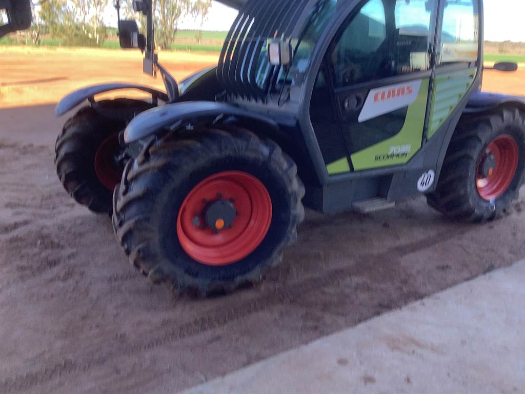 2018 CLAAS SCORPION 7035 image 5
