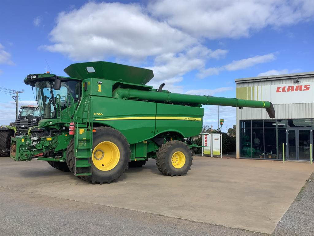 2024 John Deere S780 image 7