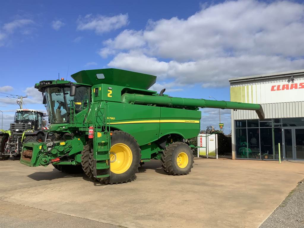 2023 Vaderstad TD400 image 8
