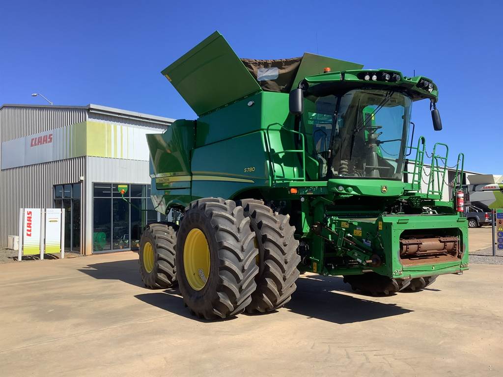 2024 John Deere S780 image 4