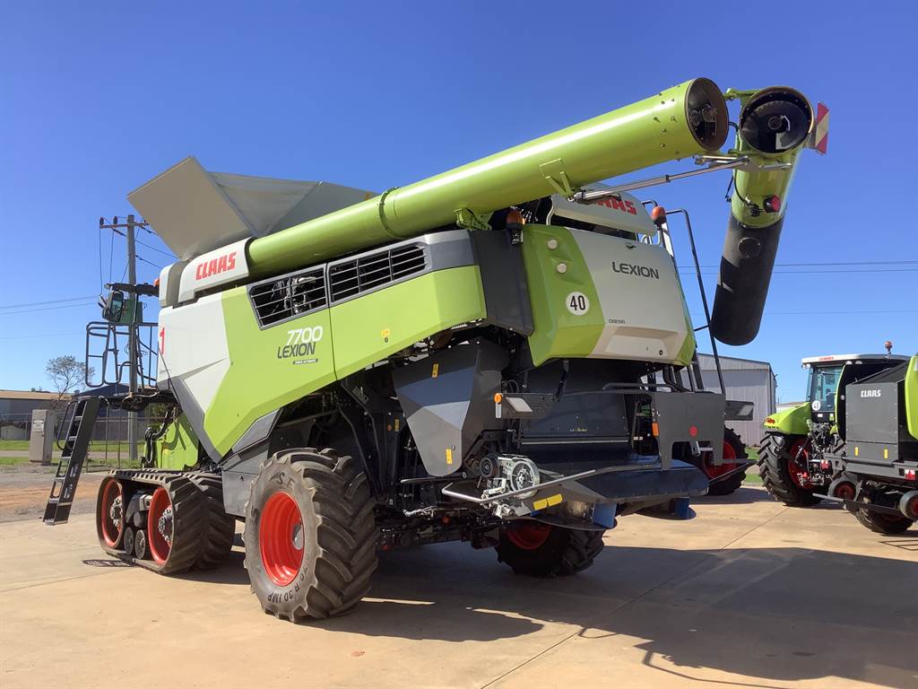 2022 CLAAS Lexion 7700 TT # 1 image 8