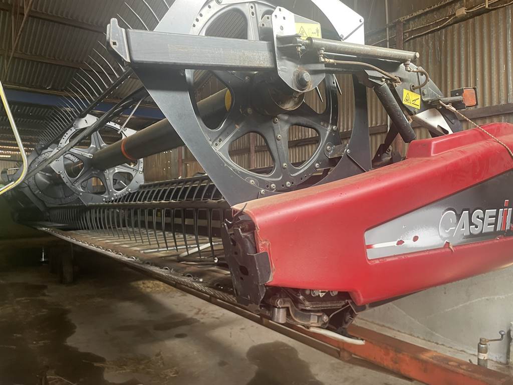 2011 CASE IH 7120 image 13