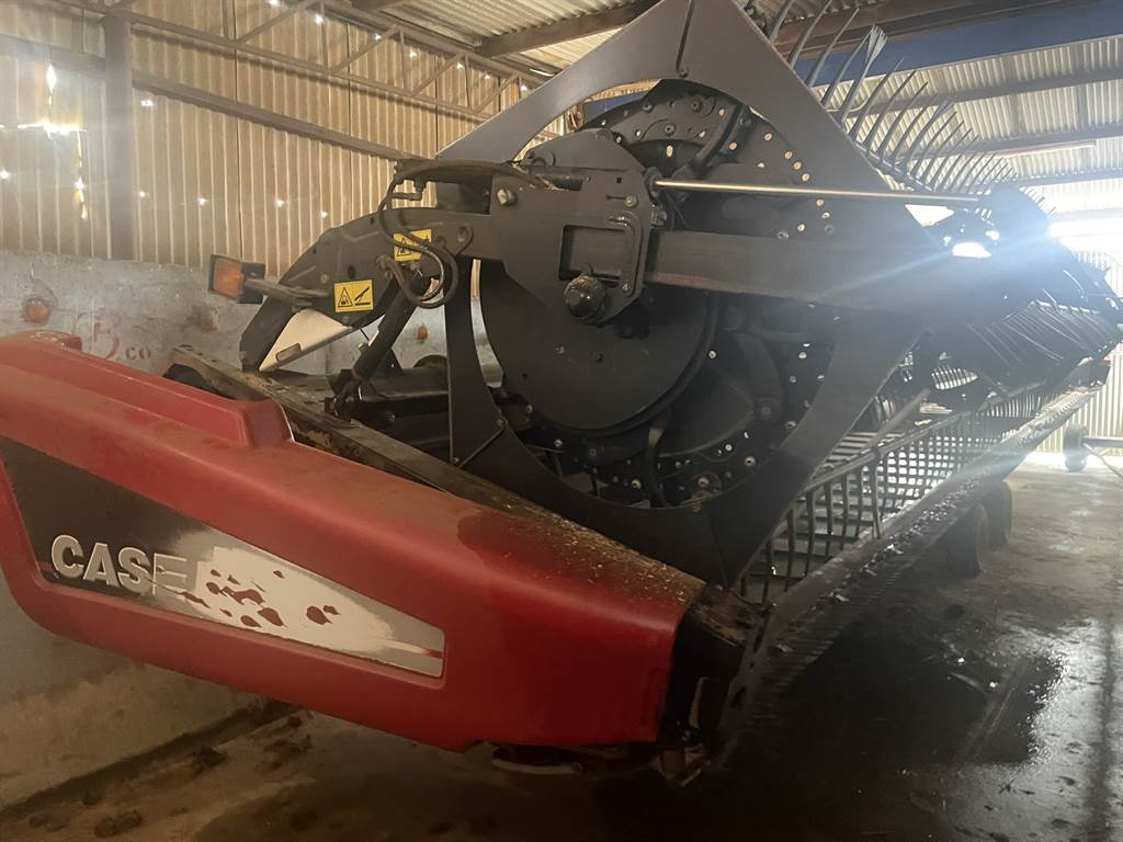 2011 CASE IH 7120 image 14