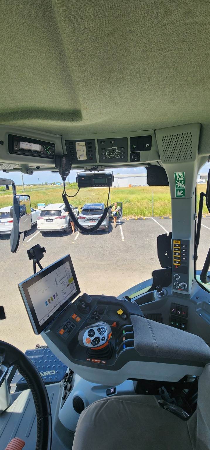 2022 CLAAS AXION 850