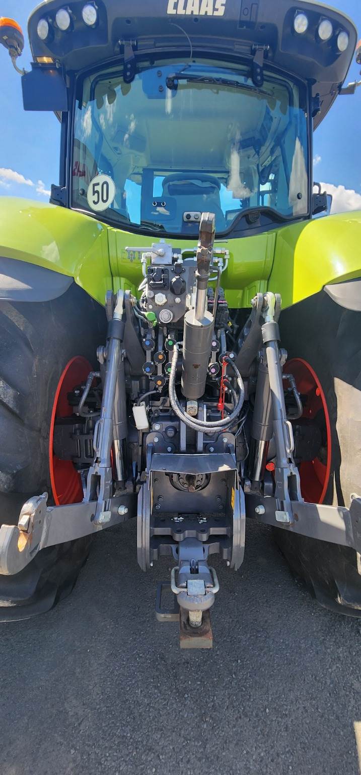 2022 CLAAS AXION 850