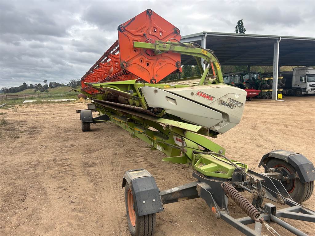 2010 CLAAS LEXION 570