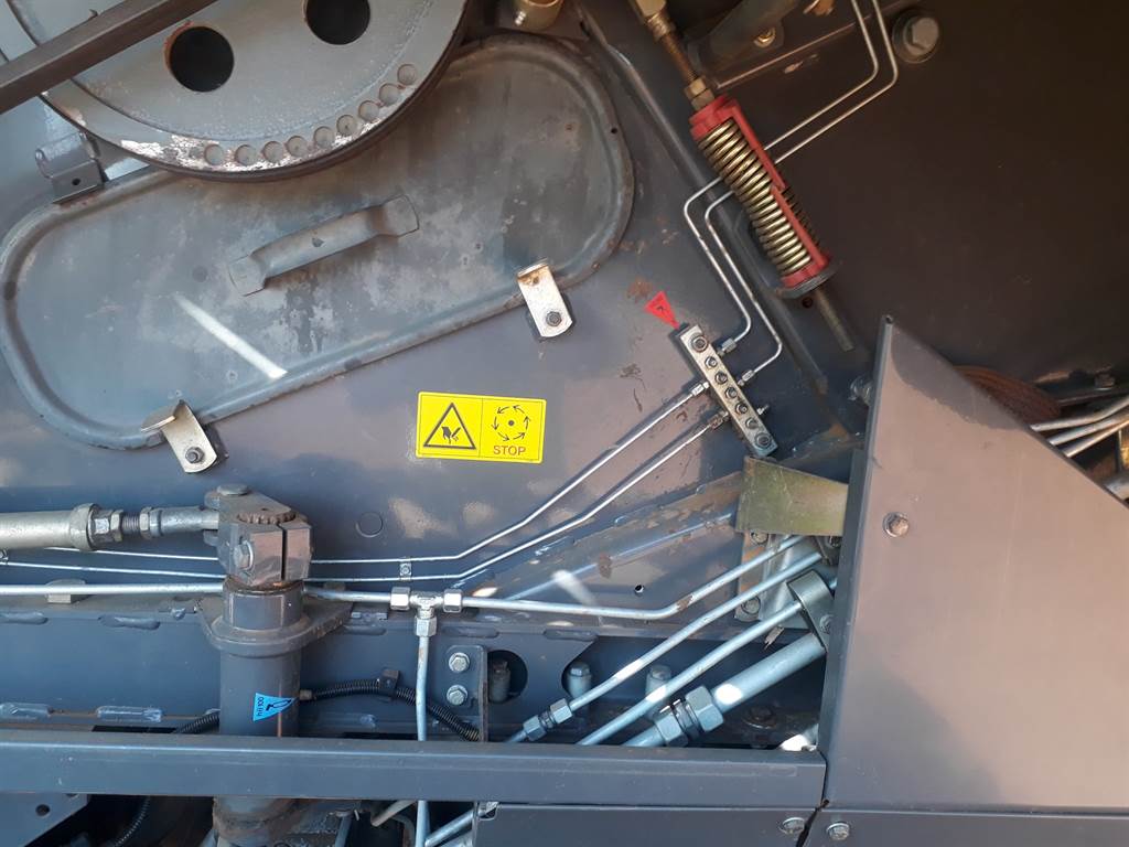 2011 CLAAS LEXION 750TT