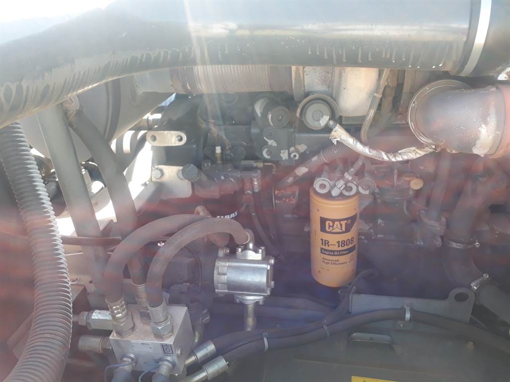 2011 CLAAS LEXION 750TT