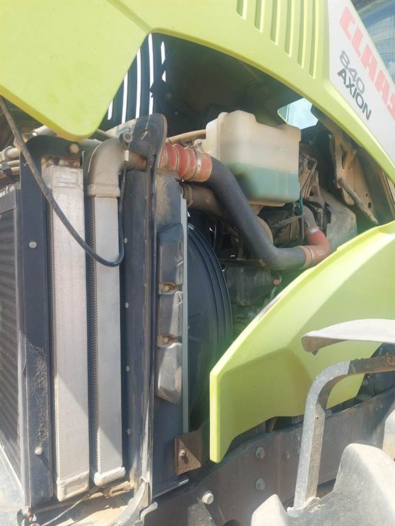 2012 CLAAS AXION 840