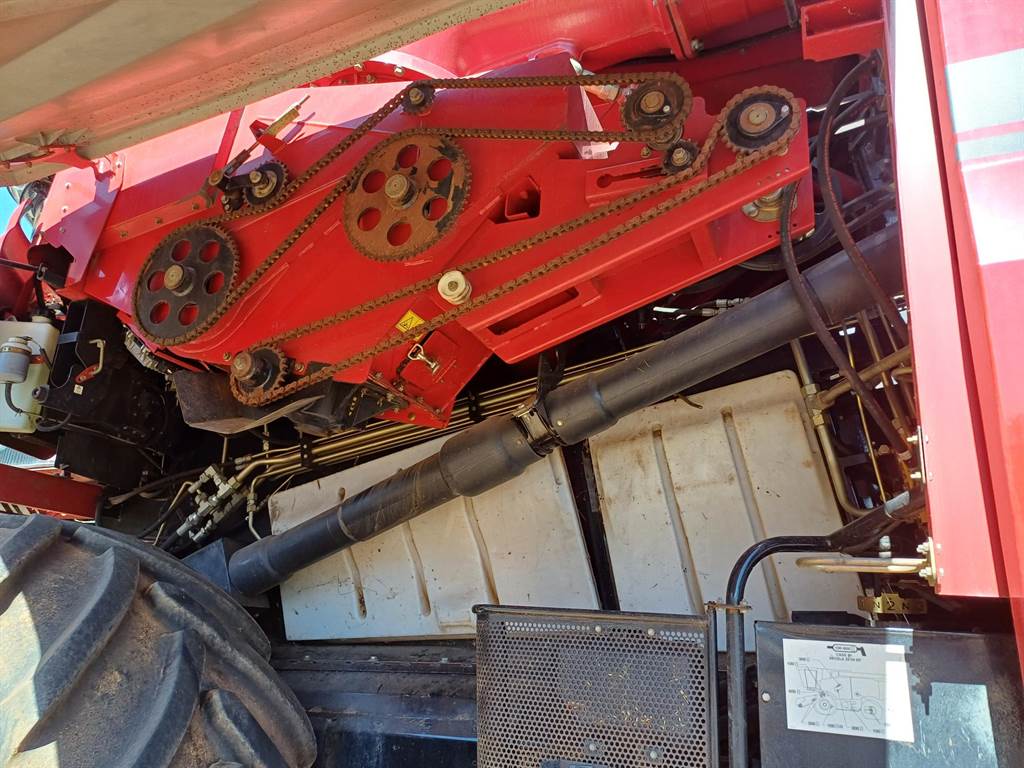 2013 CASE IH 8230