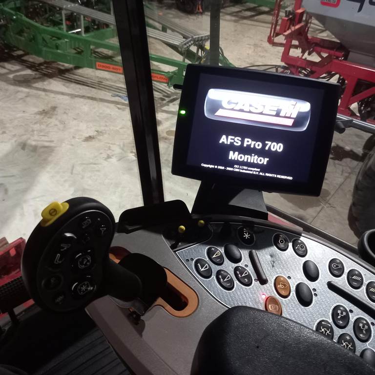 2013 CASE IH 8230