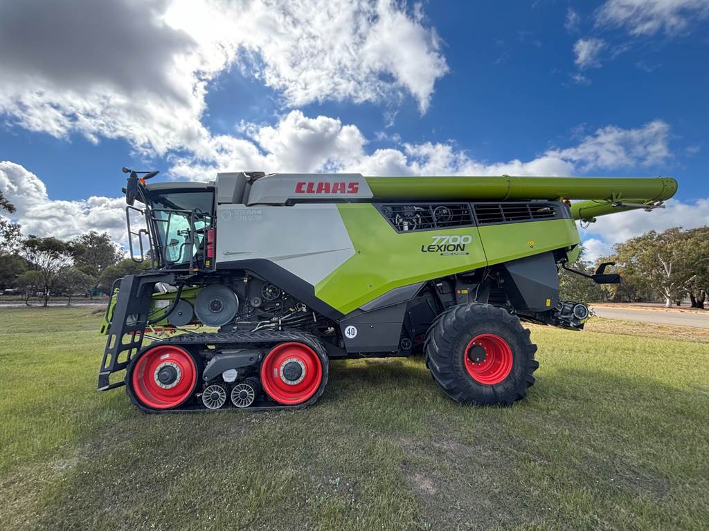 2020 Claas Lexion 7700 TT