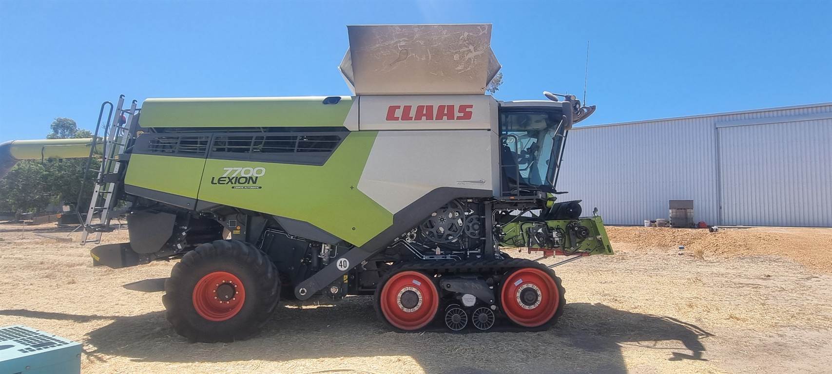 2020 CLAAS LEXION 7700 TT image 7