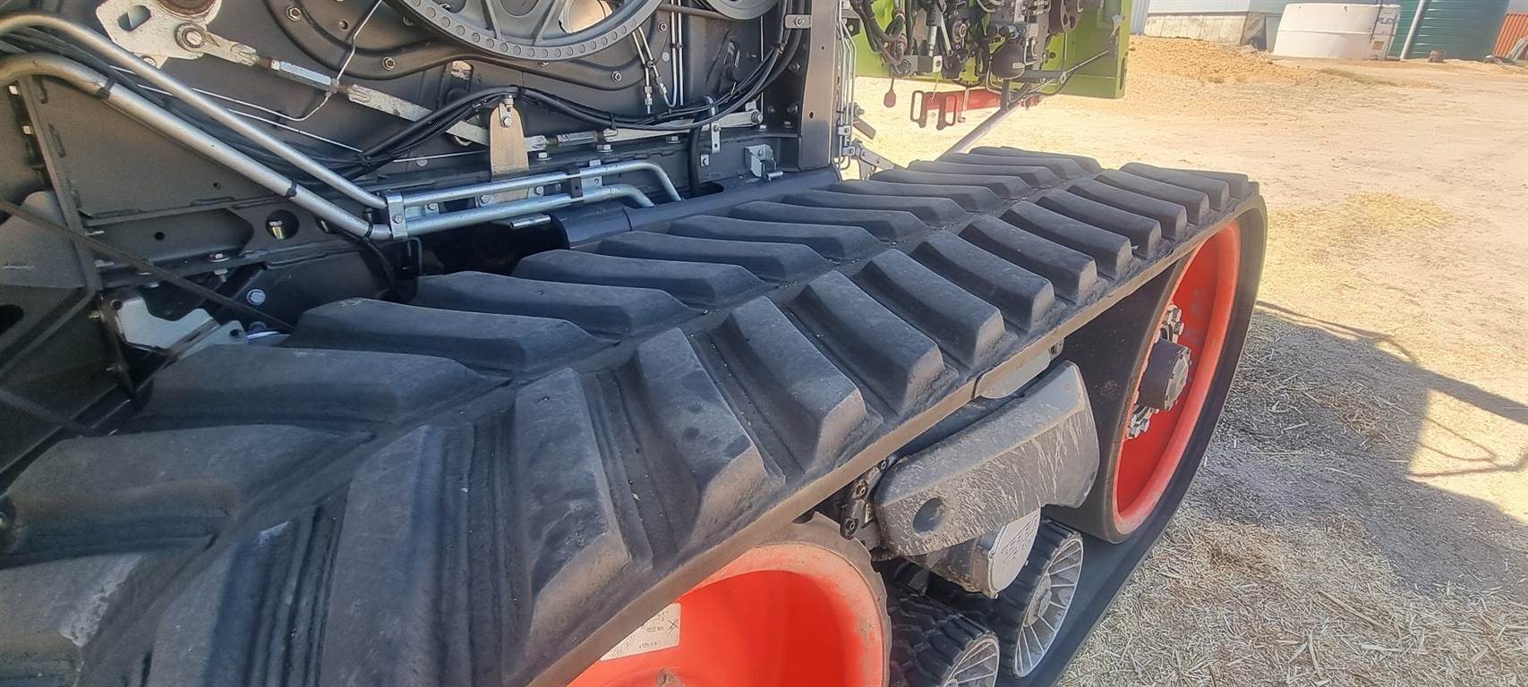 2020 CLAAS LEXION 7700 TT image 15
