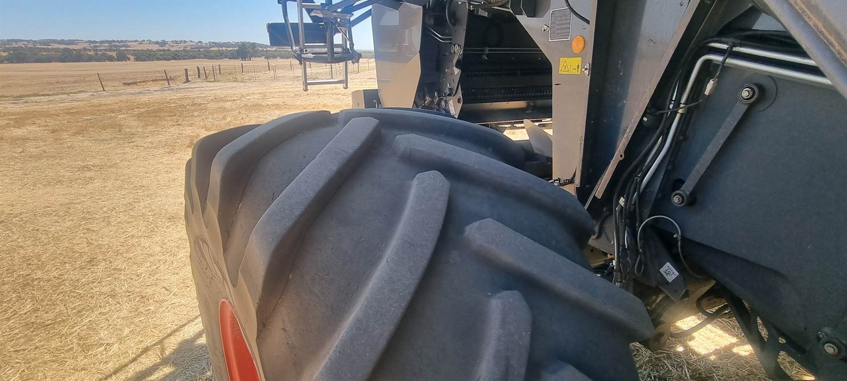 2020 CLAAS LEXION 7700 TT image 11