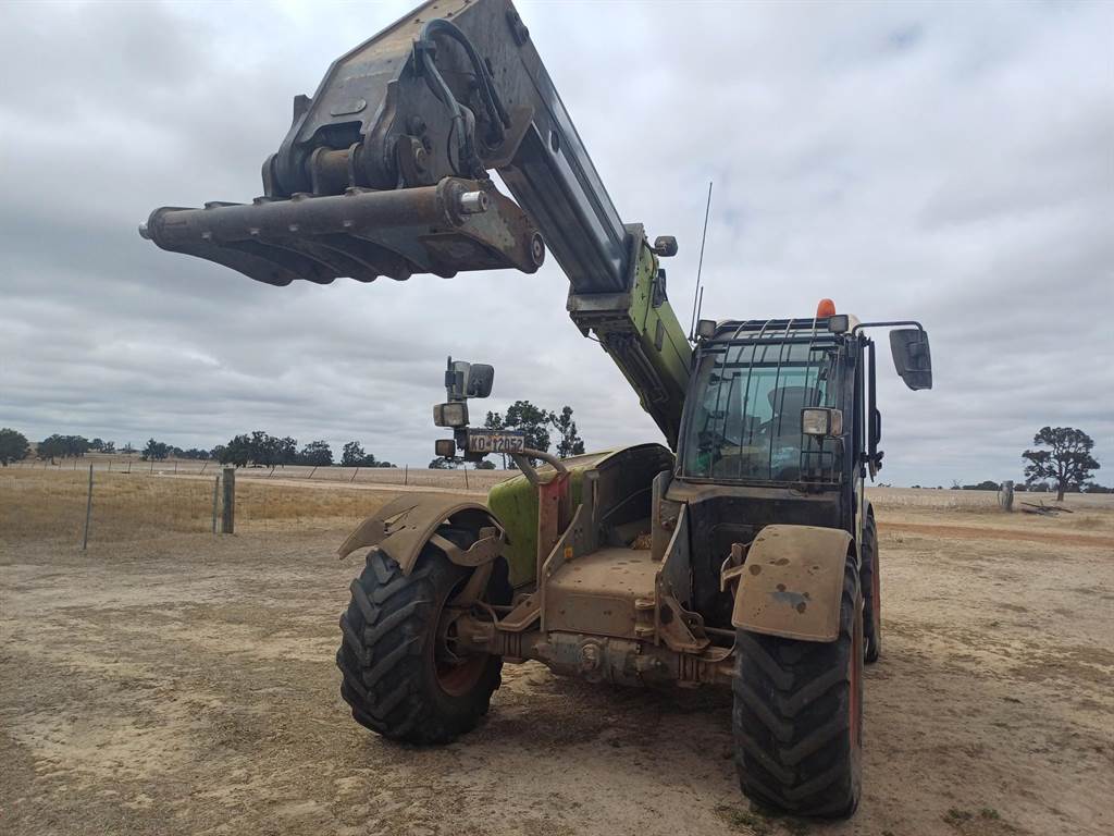 2020 CLAAS SCORPION 746