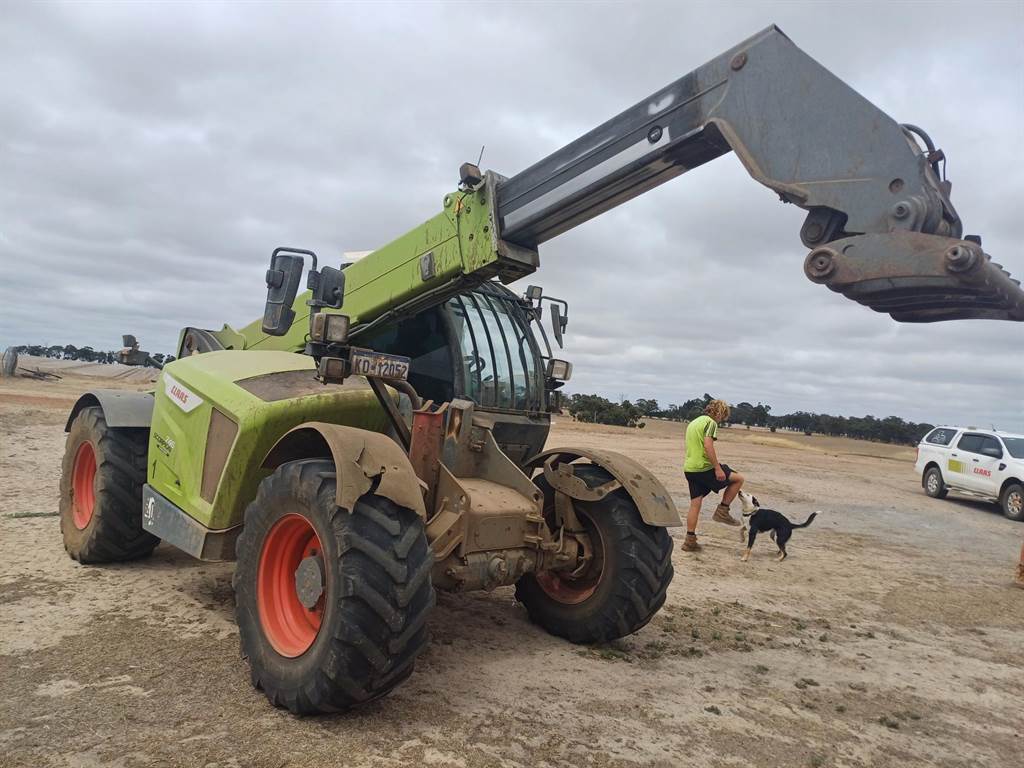 2020 CLAAS SCORPION 746