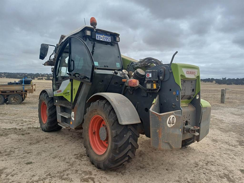 2020 CLAAS SCORPION 746