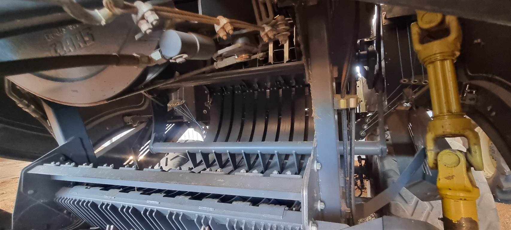 2018 CLAAS QUADRANT 5300 image 10