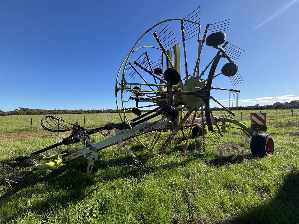 2018 CLAAS QUADRANT 5300 image 13