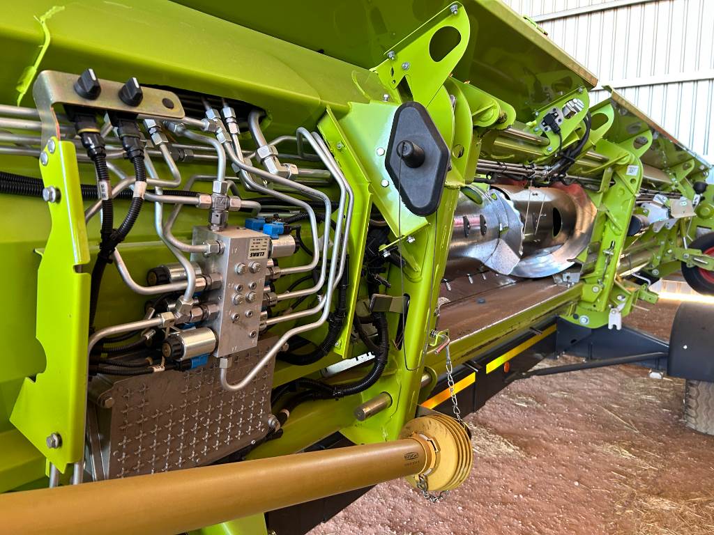 2023 CLAAS VARIO 1230 image 12