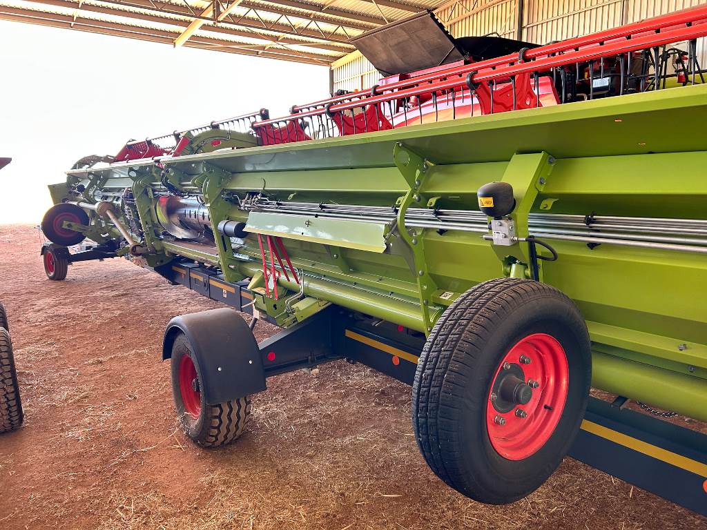 2023 CLAAS VARIO 1230 image 15
