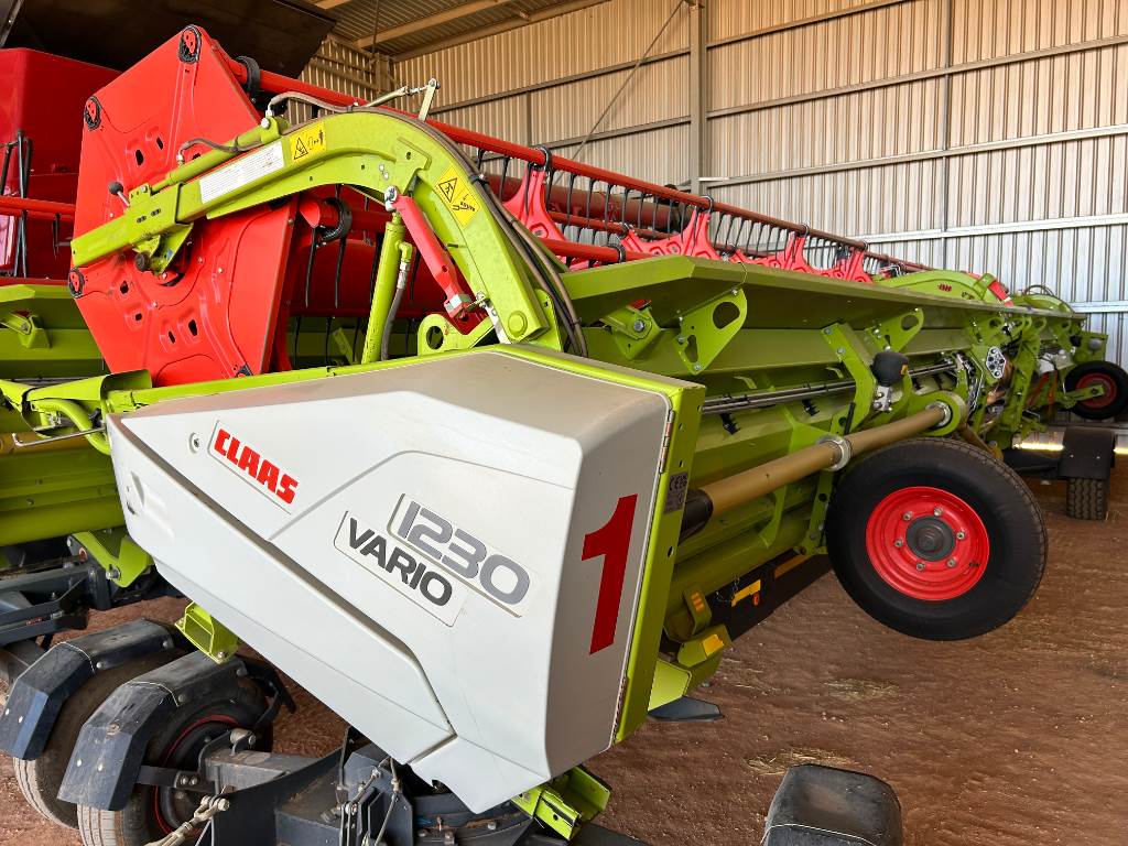 2024 John Deere S780 image 9