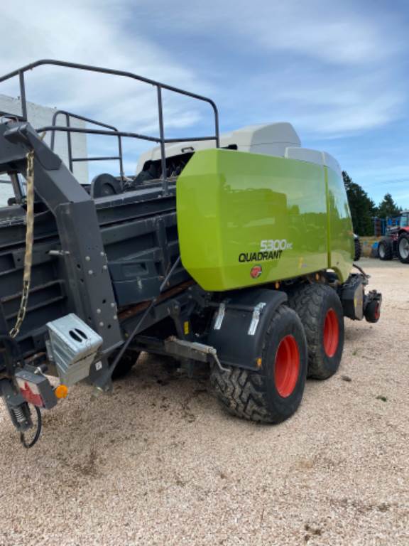 2018 CLAAS QUADRANT 5300