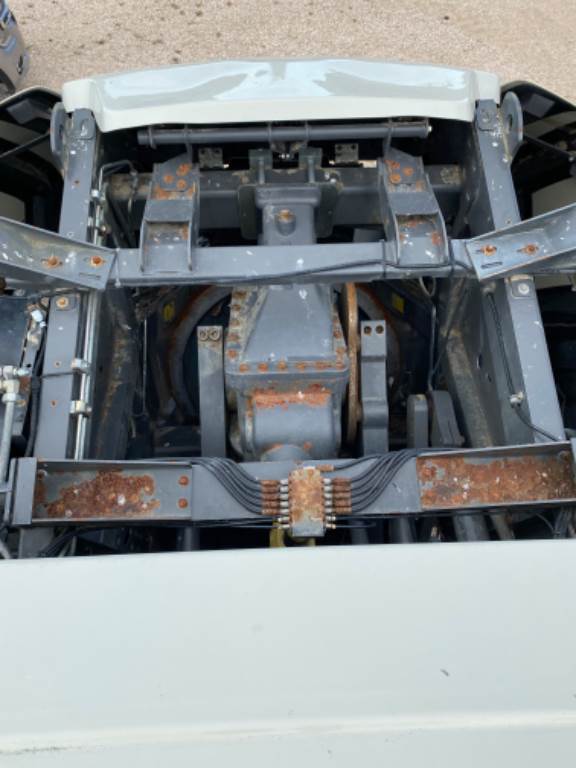 2018 CLAAS QUADRANT 5300