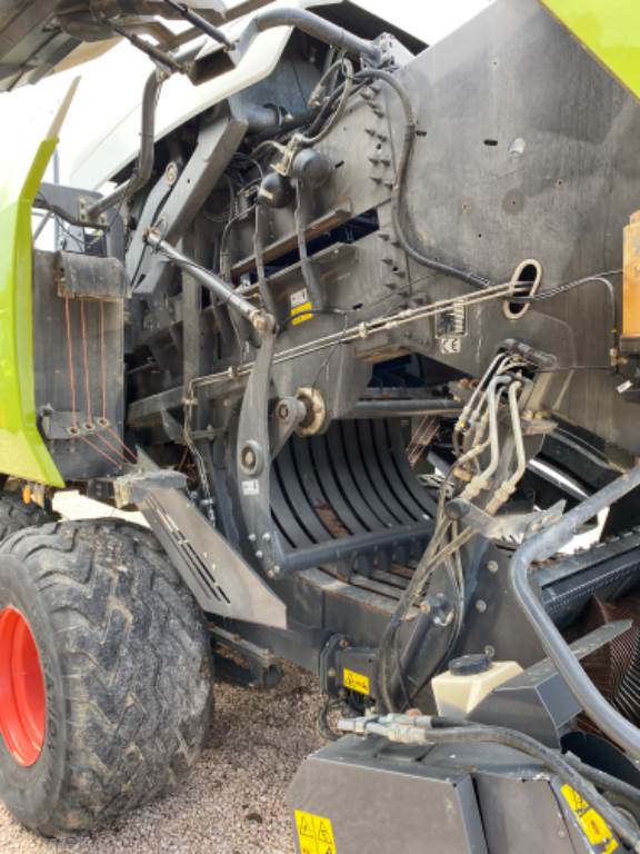 2018 CLAAS QUADRANT 5300