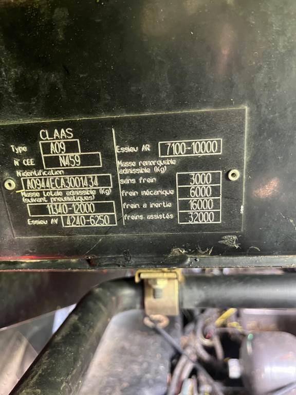 2012 CLAAS AXION 850