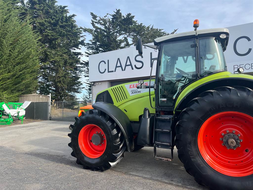 2012 CLAAS AXION 850
