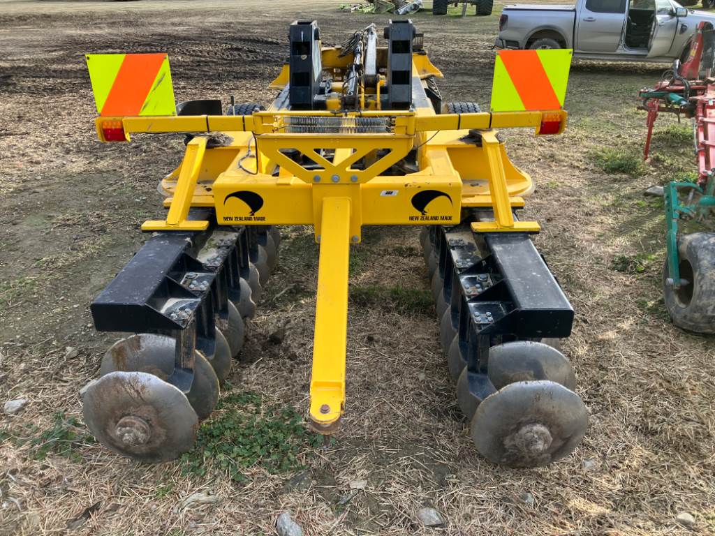 2018 Hooper HDF 4200