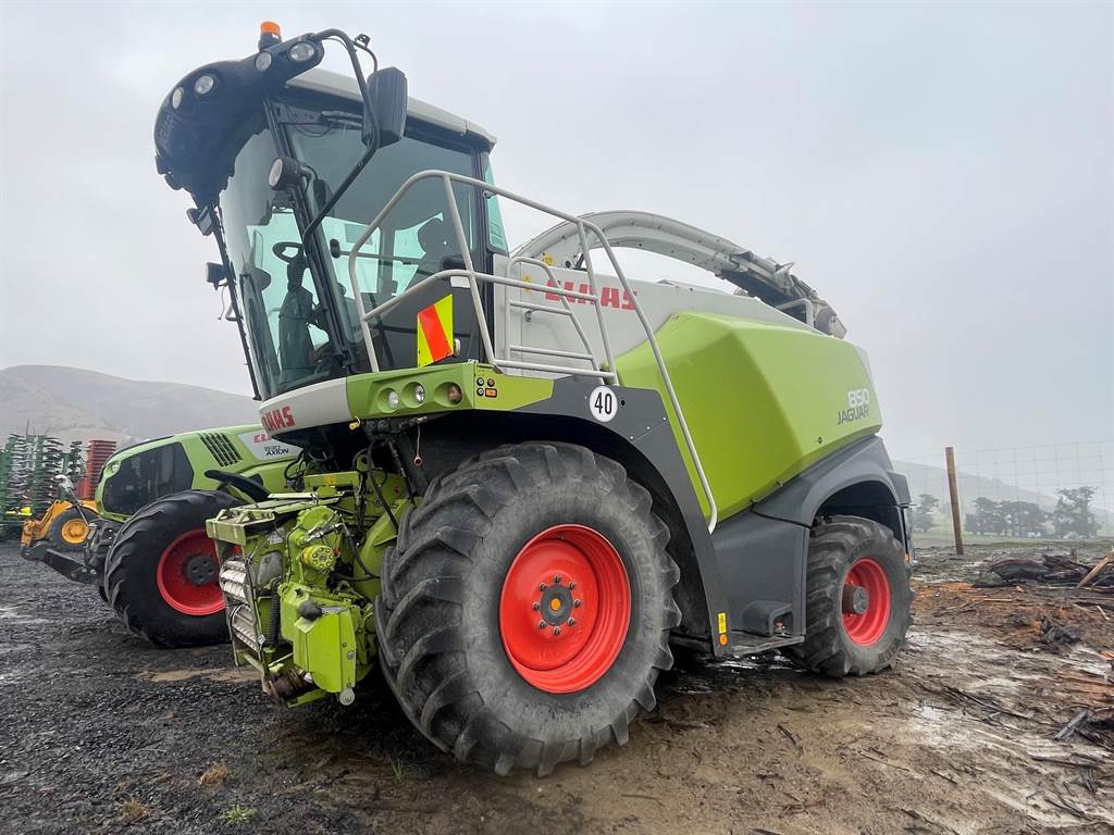 2017 CLAAS JAGUAR 850