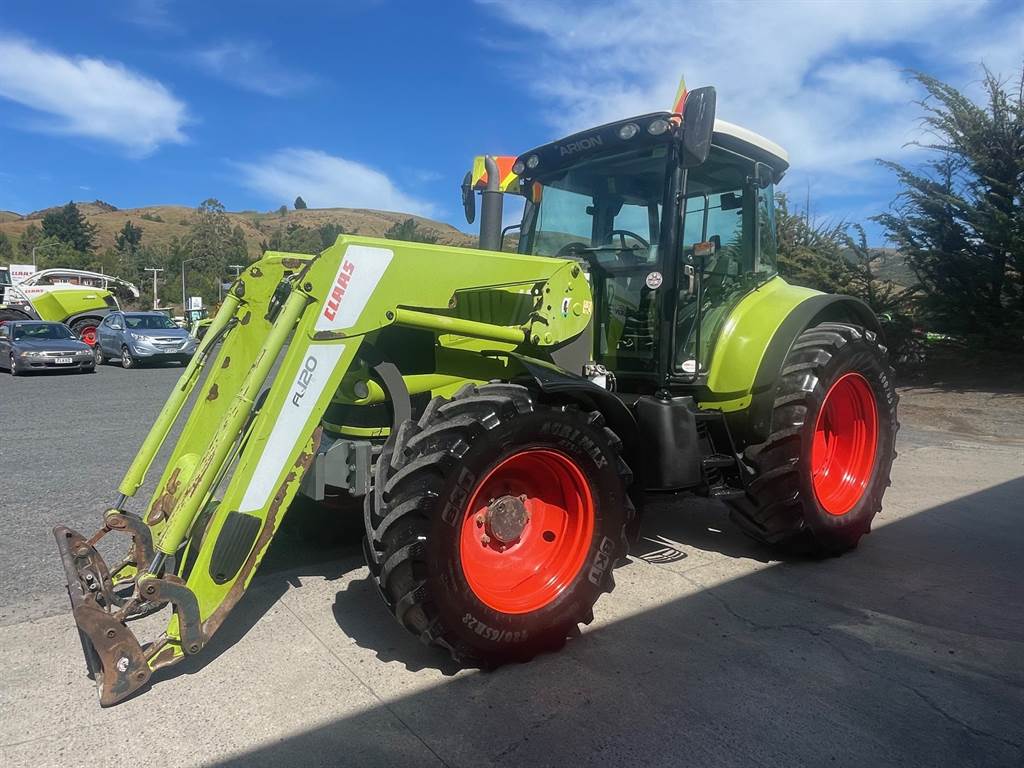 2016 CLAAS ARION 620C