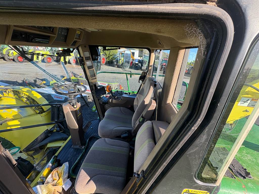 2013 John Deere 7580