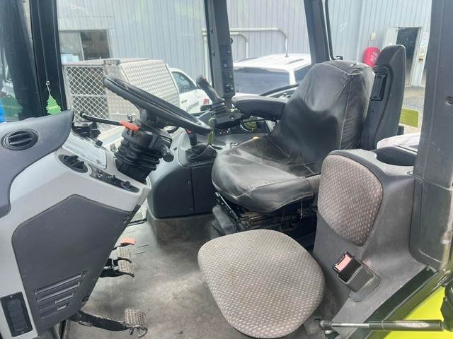 2016 CLAAS ARION 430 image 7