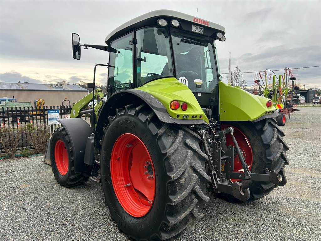 2019 CLAAS ARION 620C