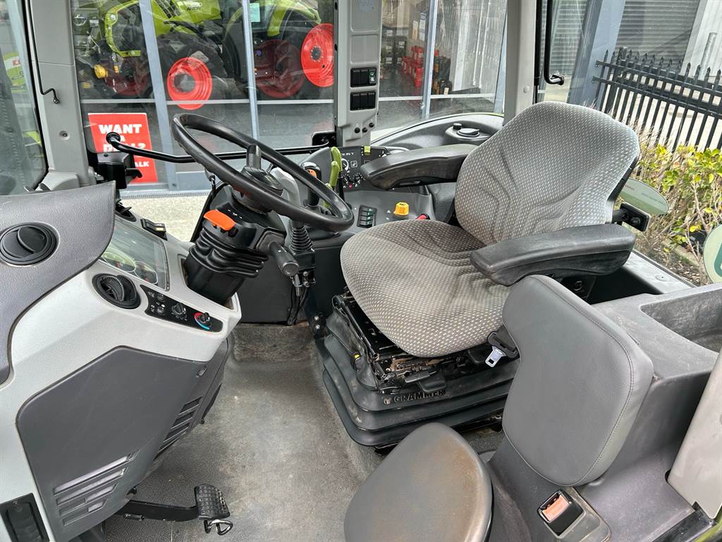 2019 CLAAS ARION 620C