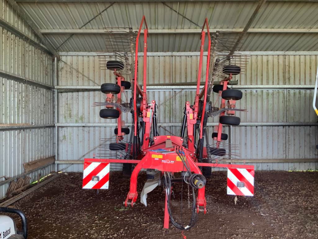2018 CLAAS QUADRANT 5300 image 15