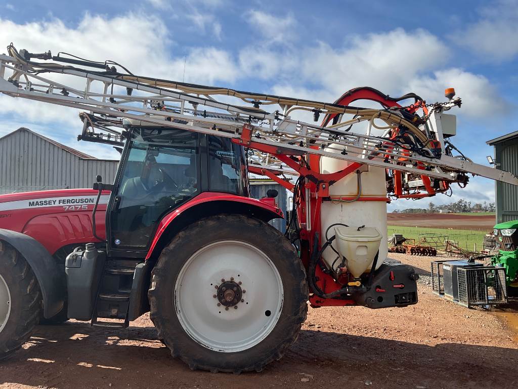 2014 Kuhn Altis 1600