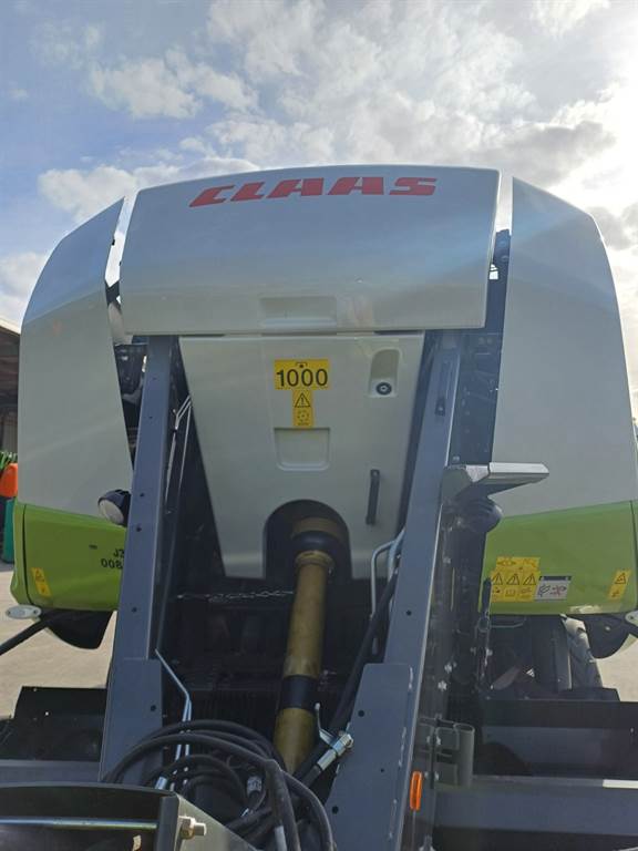 2020 CLAAS QUADRANT 5300 image 5