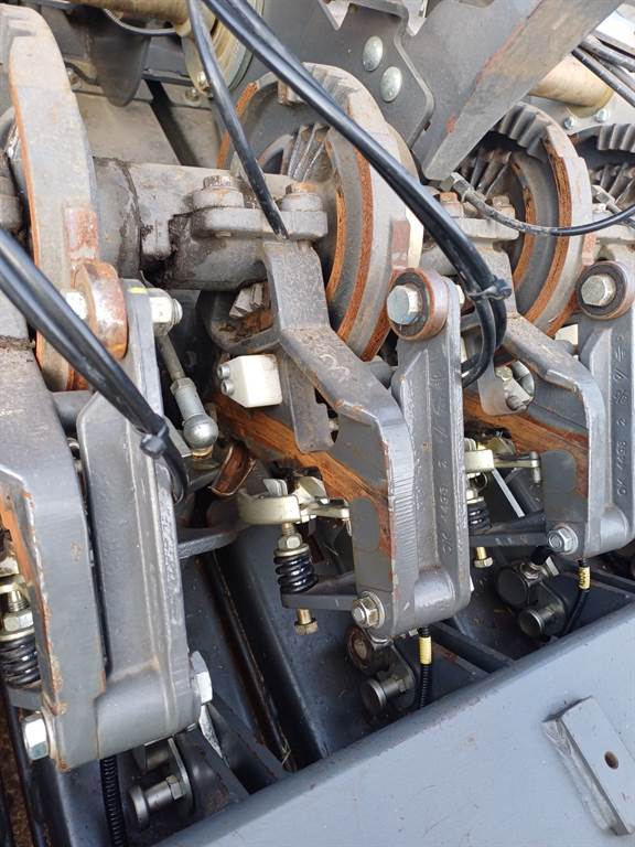 2020 CLAAS QUADRANT 5300