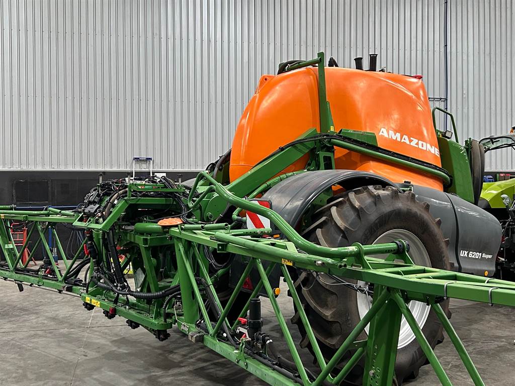 2021 AMAZONE UX6200 Super image 3